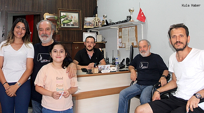 Usta oyuncu Selahattin Taşdöğen ve Tolgahan Uludağ'dan Kula ziyareti 