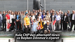 Kula CHP’den alternatif tören ve Başkan Dönmez’e ziyaret