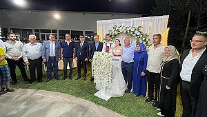 Kasapoğlu, Kula'da nikâh şahitliği yaptı