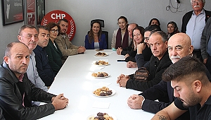 İl Başkanı Özalper’den CHP Kula İlçe Teşkilatı’na ziyaret
