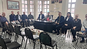 MHP İl Başkanı Tosuner Kula’da esnaf ziyaretlerinde bulundu
